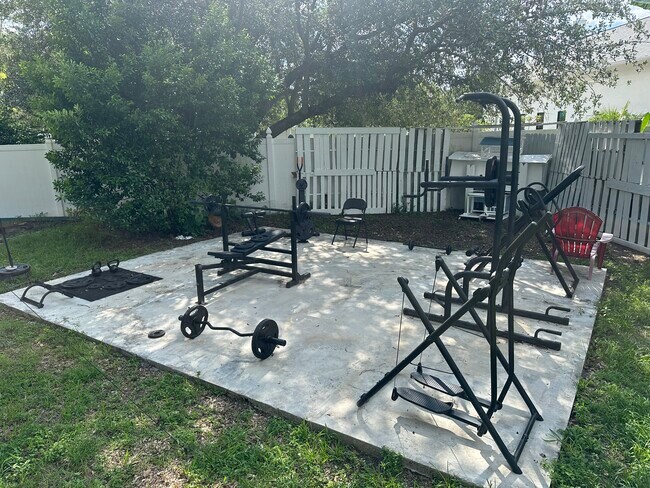 Building Photo - 8200 N St Peter Ave