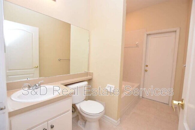 Building Photo - 3416 Hilson Dr
