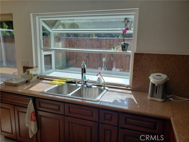 Building Photo - 2015 Clear River Ln