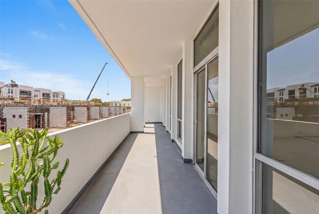 Building Photo - 700 Biltmore Way