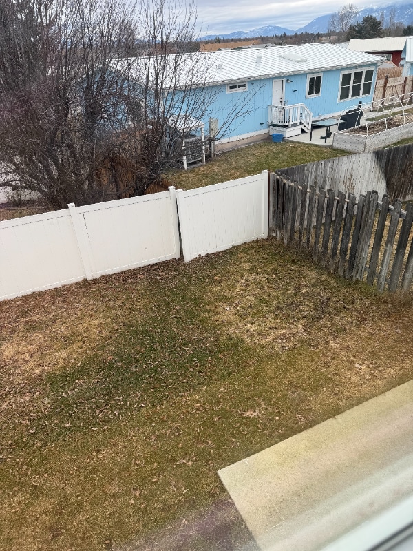 Building Photo - 1979 Greatview Dr