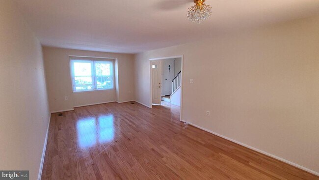Building Photo - 12151 Stallion Ct
