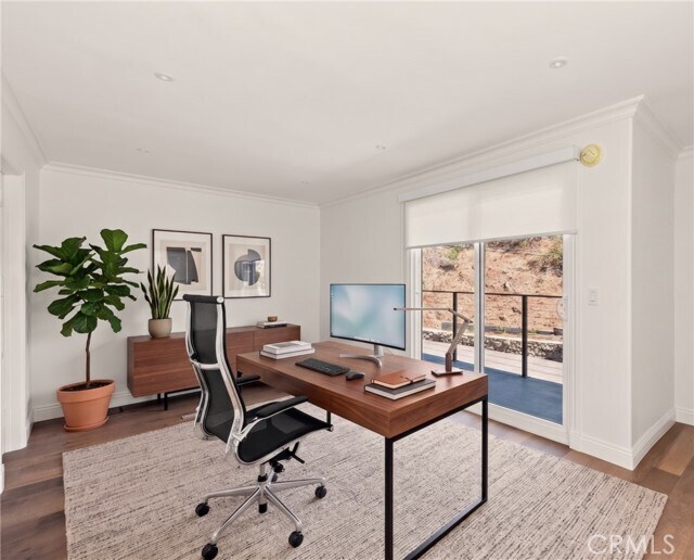 Building Photo - 3858 Alta Mesa Dr