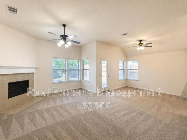 Building Photo - 304 Blythe Bridge Dr
