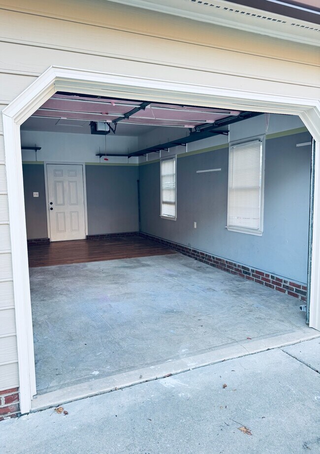 Building Photo - 3213 Terrel Mill Rd