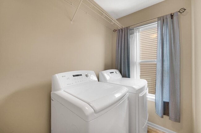 Building Photo - 2723 W 127th Pl