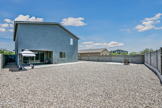 Building Photo - 13360 W Briles Rd