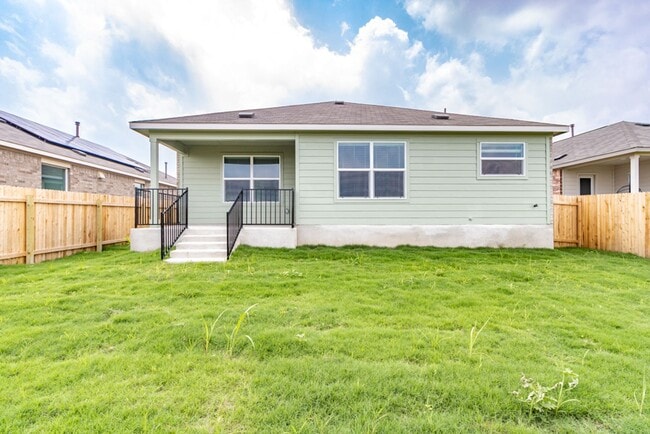 Building Photo - 157 Seminole Dr