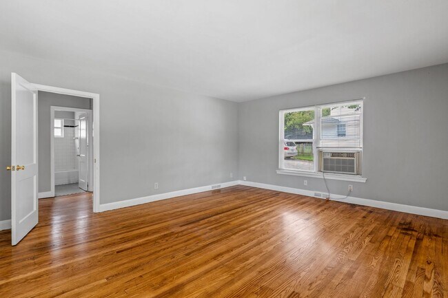 Building Photo - 408 N Mendenhall St