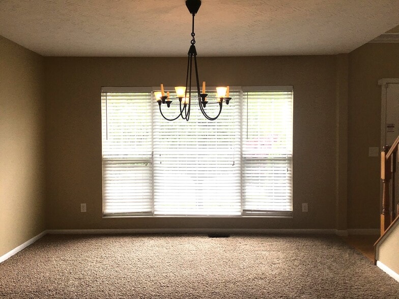 Building Photo - 6560 Copperleaf Ln