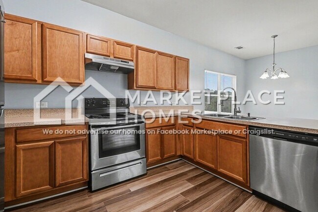 Building Photo - 5794 Westchase St