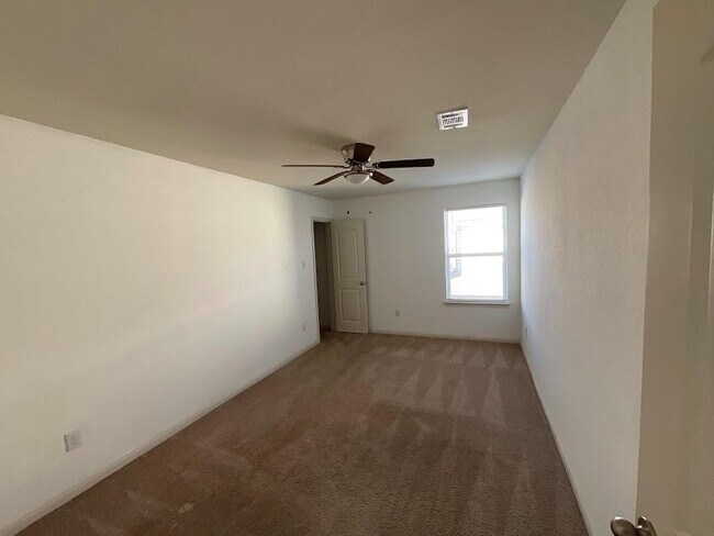 Building Photo - 172 Allington Cir