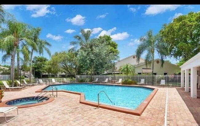 Building Photo - 2149 Discovery Cir W