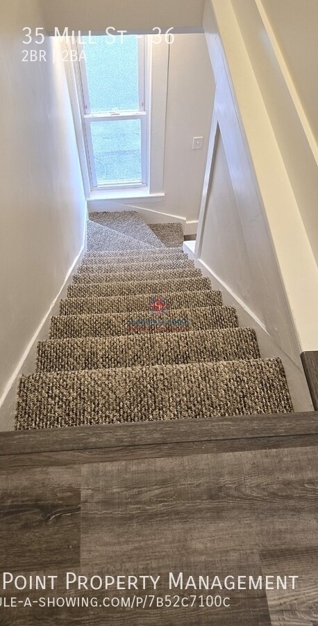 Building Photo - 35 Mill St