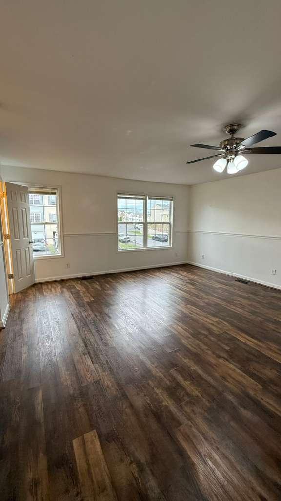 Building Photo - 1029 Aztec Dr