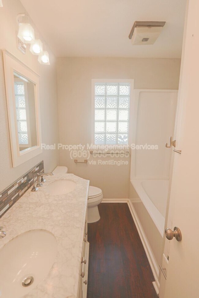 Building Photo - 3808 32nd St