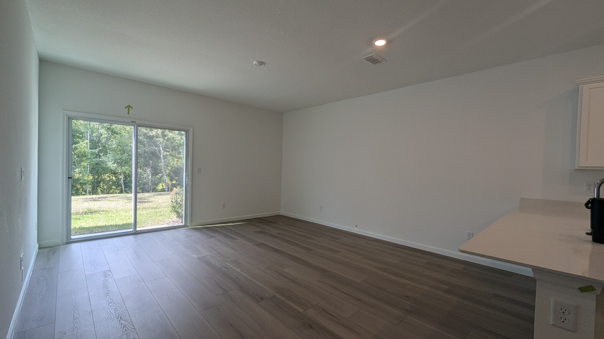 Building Photo - 577 Holly Lakes Dr