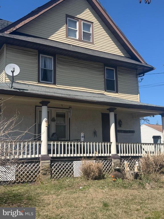 Building Photo - 48 N Sproul Rd