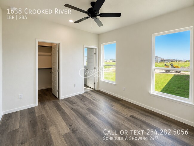 Building Photo - 1638 Crooked River