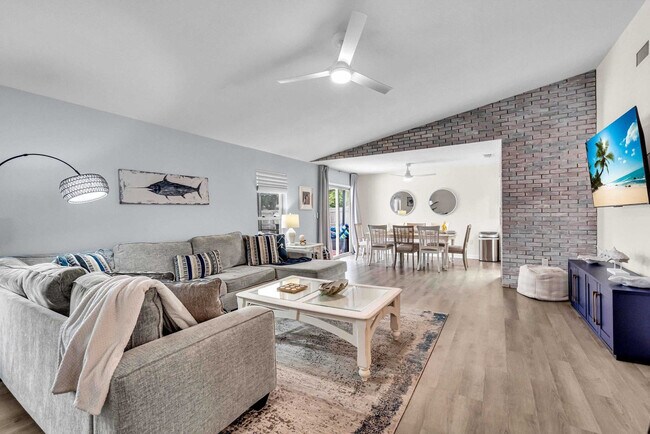 Building Photo - 7220 Arcturas Dr