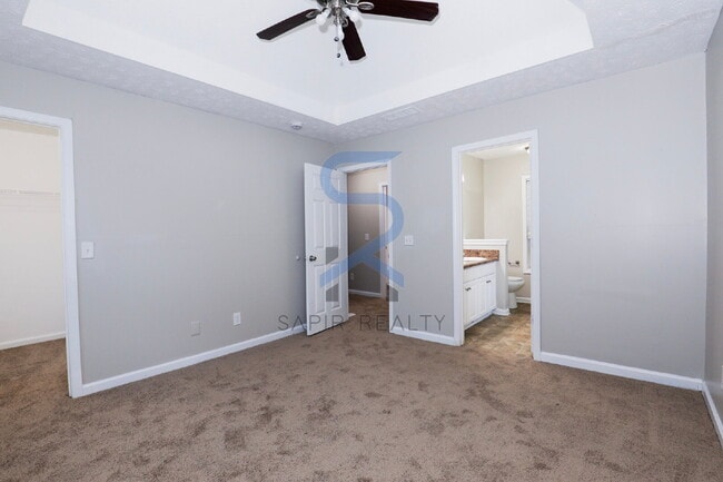 Building Photo - Move in before January 31st and choose your reward: a $250 Amazon Gift Card or a 55" Smart TV!