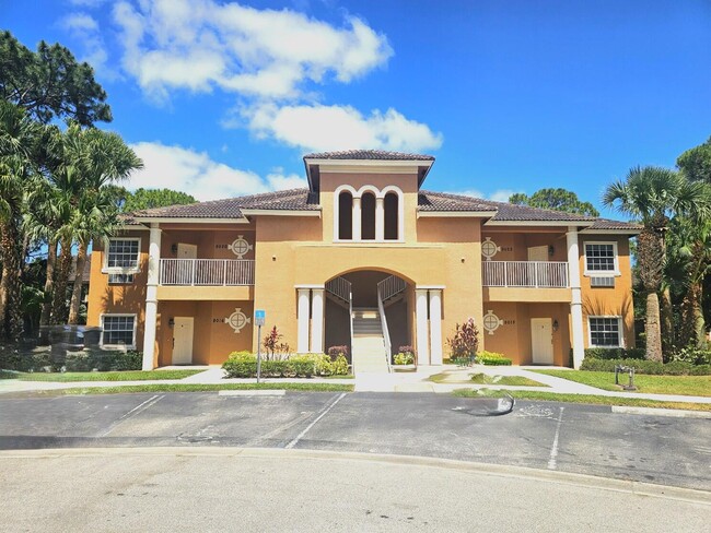 Building Photo - 8022 Carnoustie Pl
