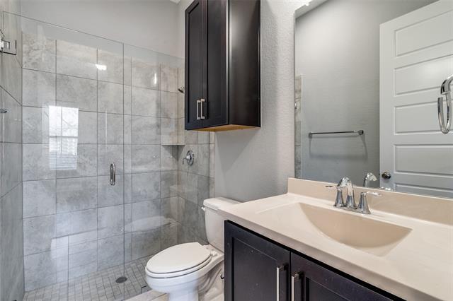 Building Photo - 1348 Arch Pl