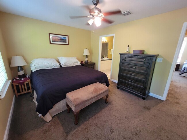 Building Photo - 4278 Avon Park Cir