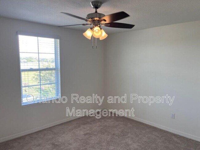 Building Photo - 4812 Riverwalk Dr