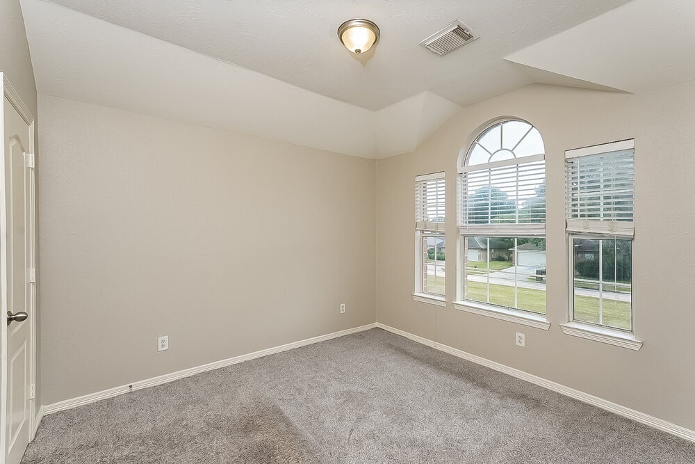 Building Photo - 26622 Cypresswood Dr