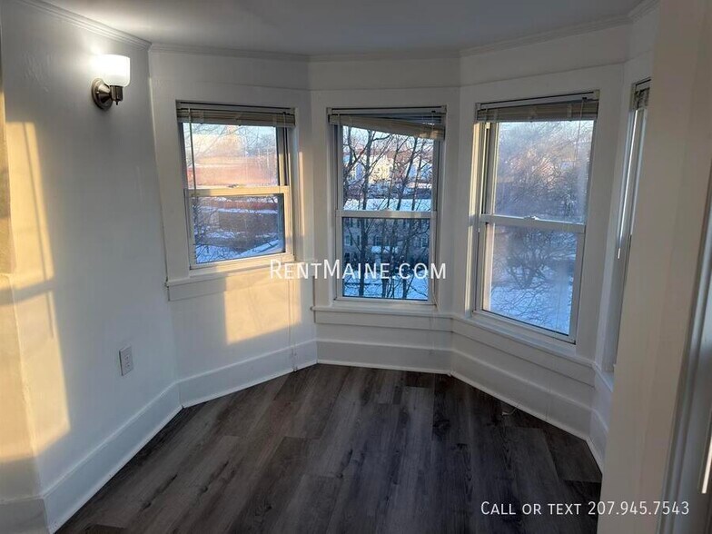 Building Photo - 36 Third St Apt.