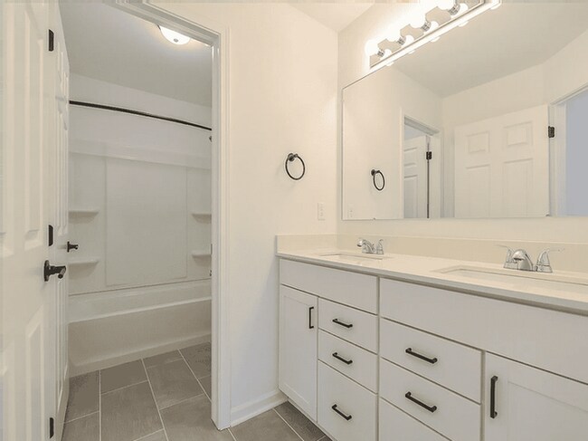 Building Photo - 356 Honey Tree Wy