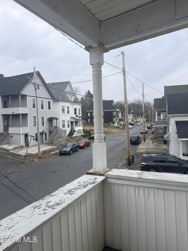 Building Photo - 49 Elizabeth St