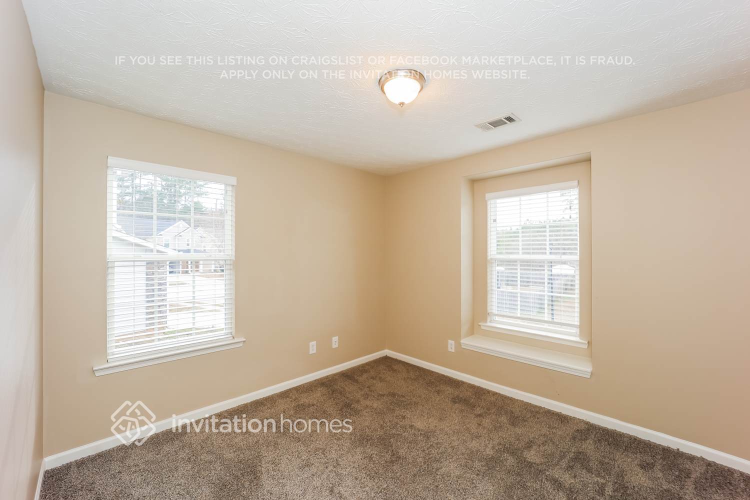 Building Photo - 3280 Sable Trl