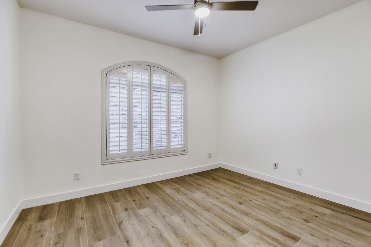 Building Photo - 16844 N 98th Pl