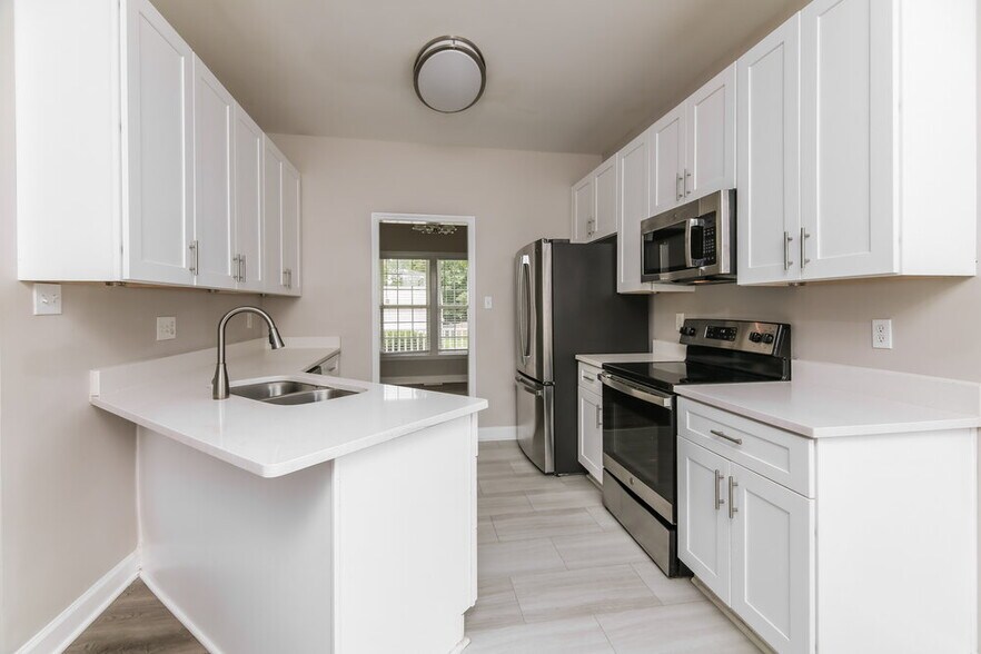 Building Photo - 4321 Major Loring Way