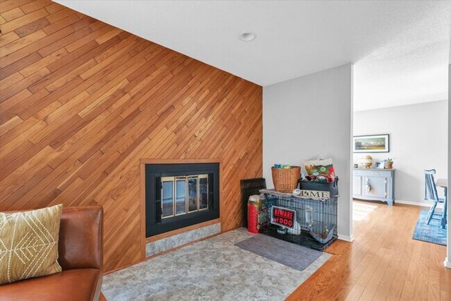 Building Photo - 2138 Peach St
