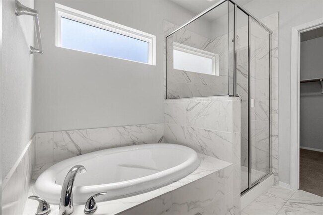 Building Photo - 11325 Comano Dr