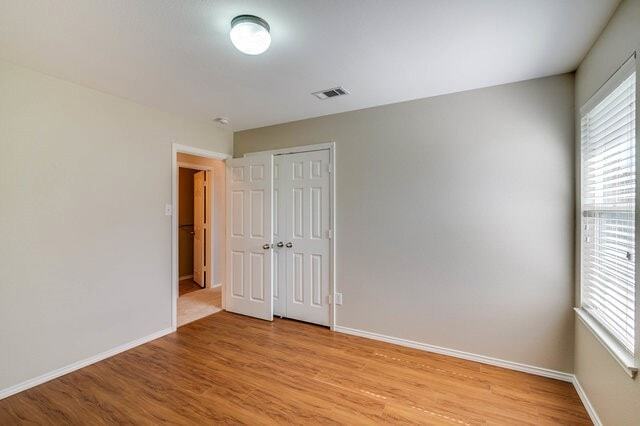 Building Photo - 25 Larkspur Dr