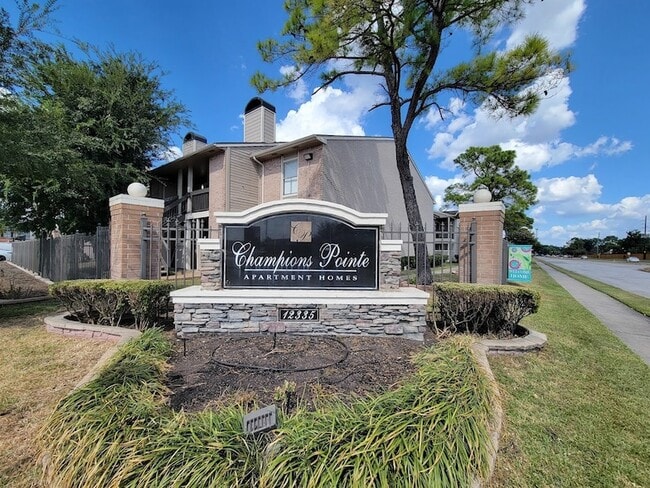 Building Photo - 12335 Antoine Dr