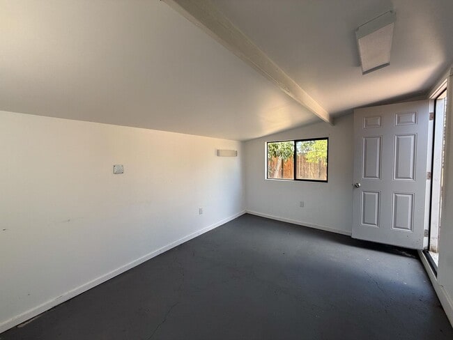 Building Photo - Floresta Gardens San Leandro Ranch Home