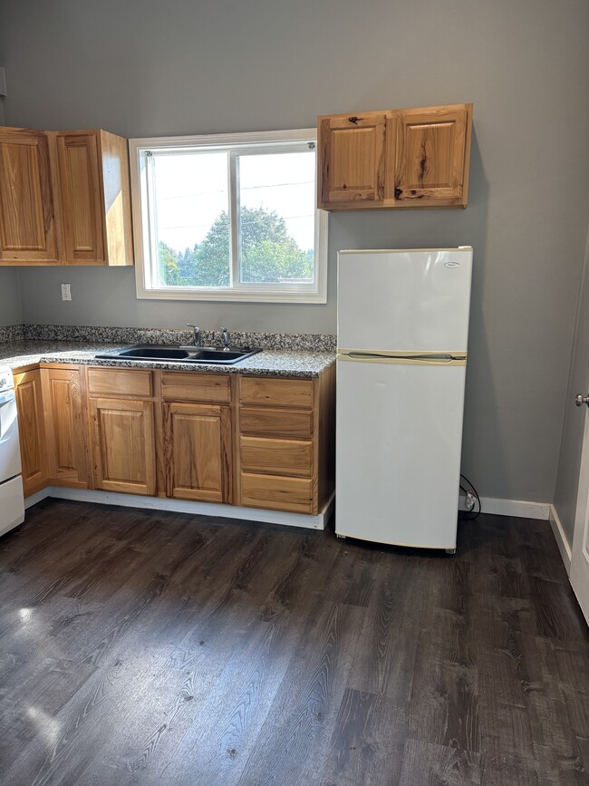 Building Photo - 3831 Duplex Ct SE