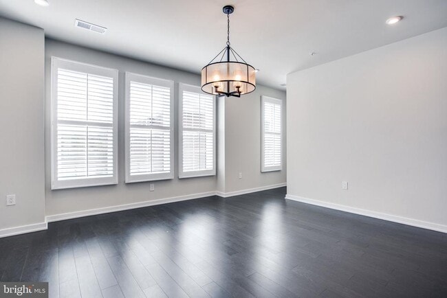 Building Photo - 7510 Sawyer Farm Wy