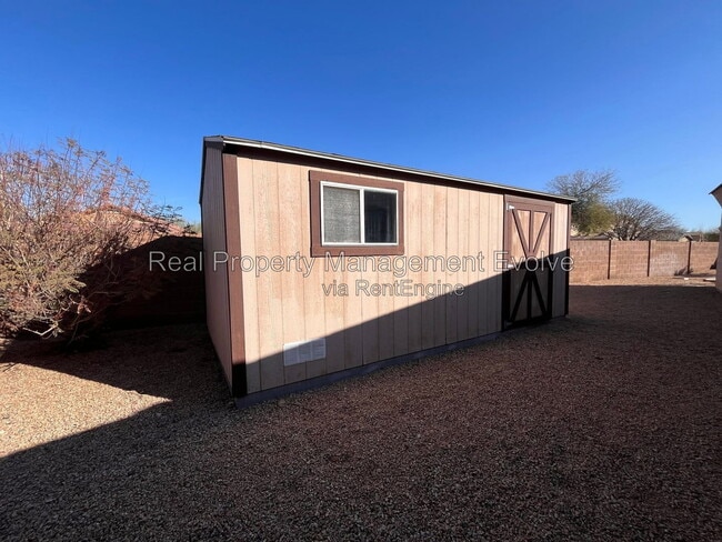 Building Photo - 16115 W Durango St