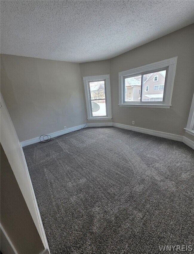 Building Photo - 157 14th St