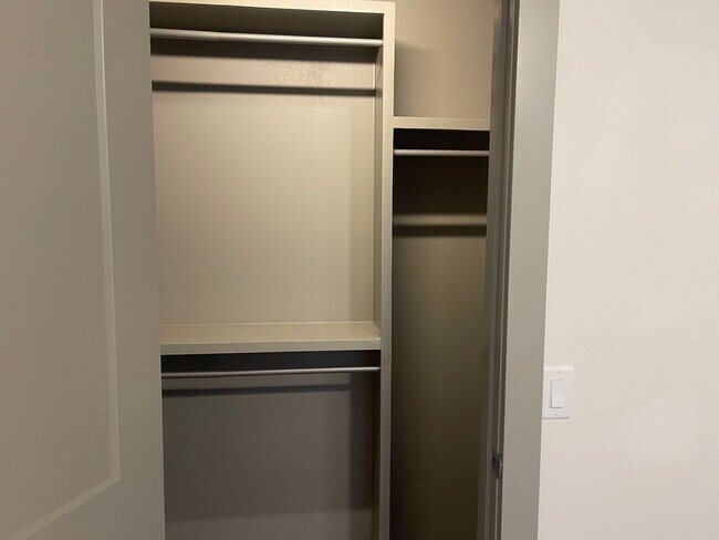 Building Photo - All Brick, 3 bedrooms AND 3 car garage