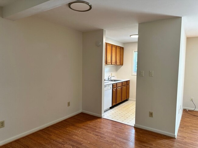 Building Photo - 153 Albemarle Dr