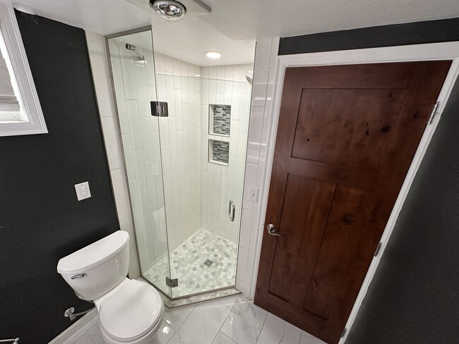 Building Photo - 10421 E Springfield Ave