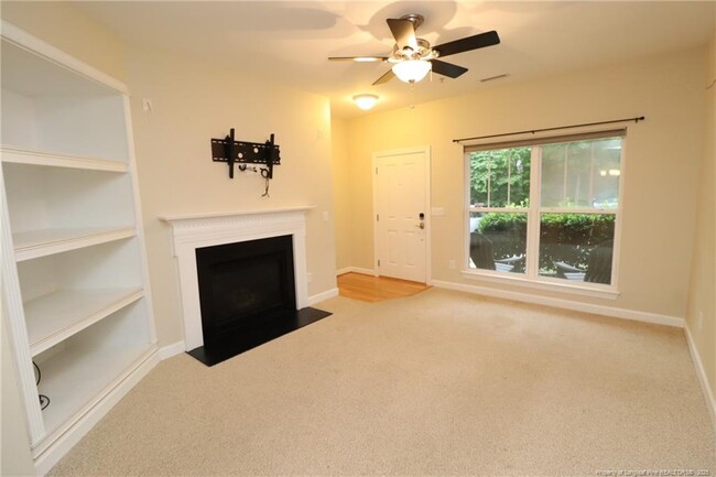 Building Photo - 8011 Sunset Branch Ct