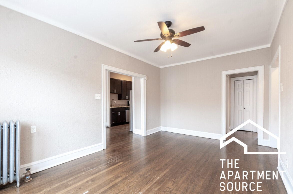 Building Photo - 1418 N Mohawk St